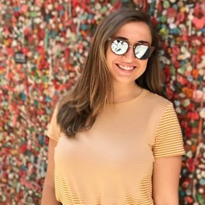 Meet your Posher, Jessica